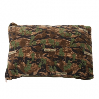 images/productimages/small/camo-pillow-front-on-white-copy.jpeg